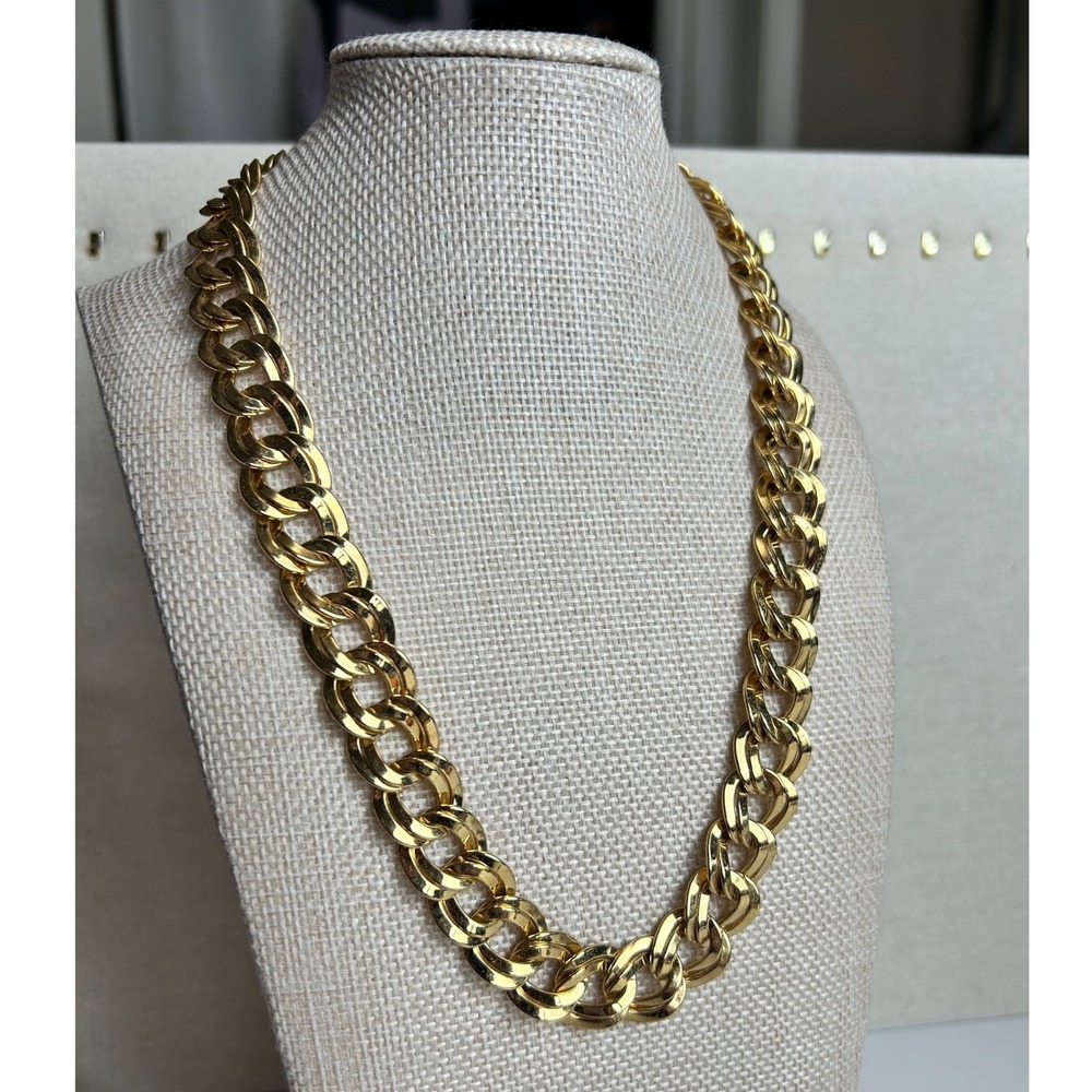 Monet Gold Tone Chunky Double Curb Link Statement Necklace 20 Inch Vintage